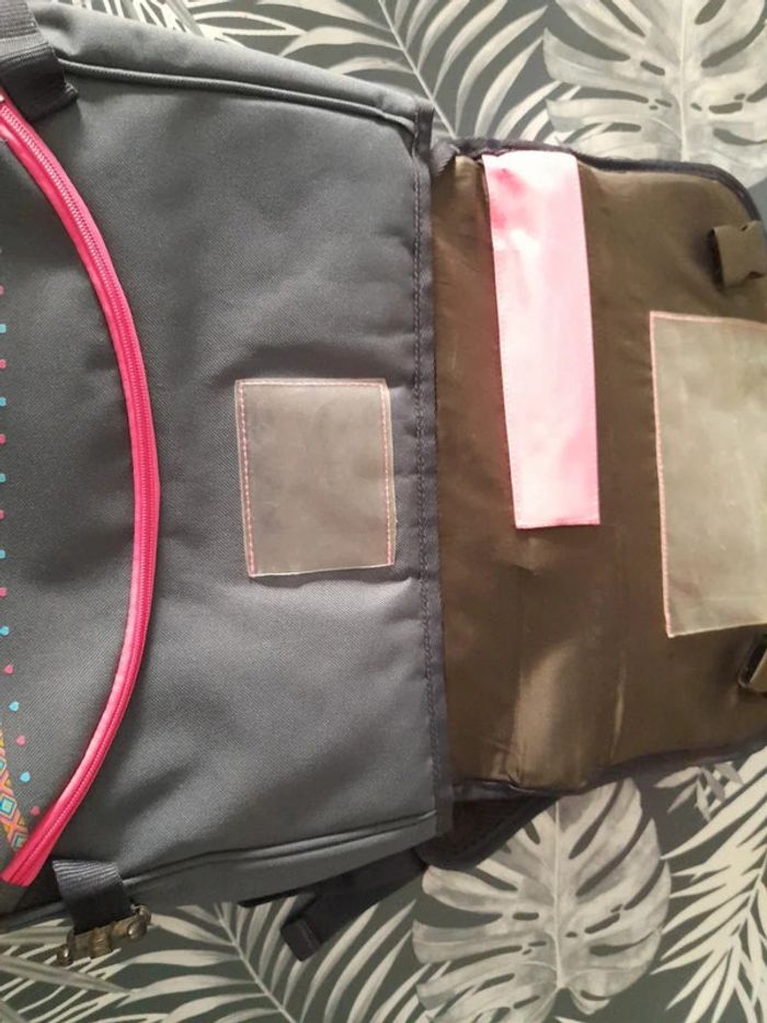 Cartable - photo numéro 5