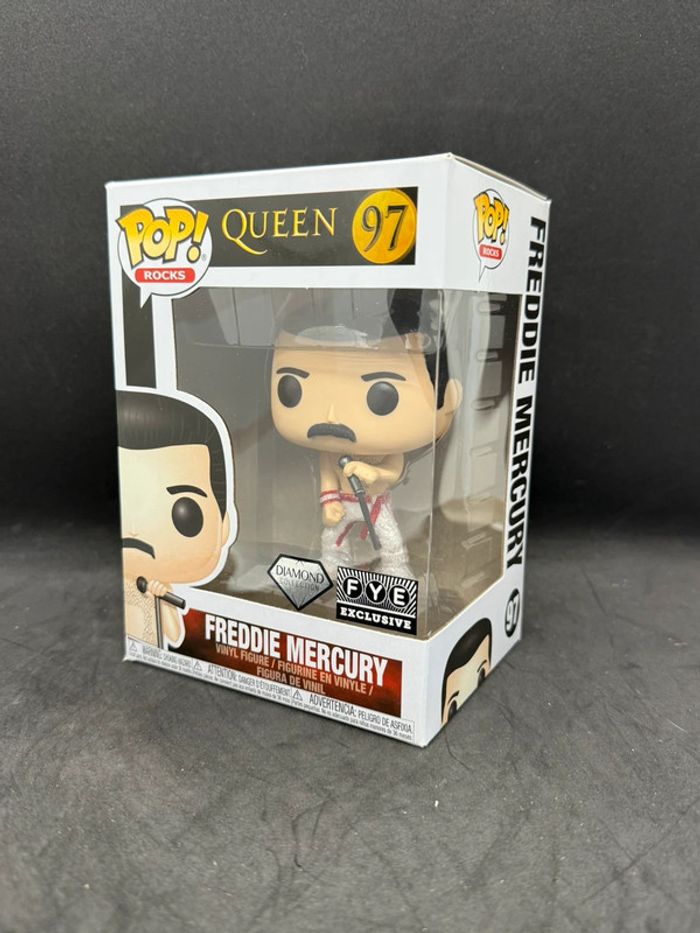 Funko pop queen Freddie mercury 97 diamond FYE Sticker