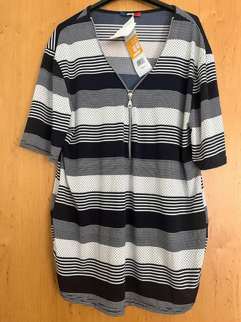 Joli haut manche courte grande taille