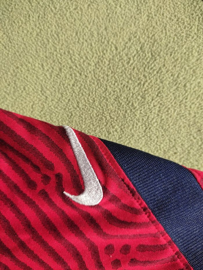 Tee shirt Nike en 12 ans - photo numéro 3