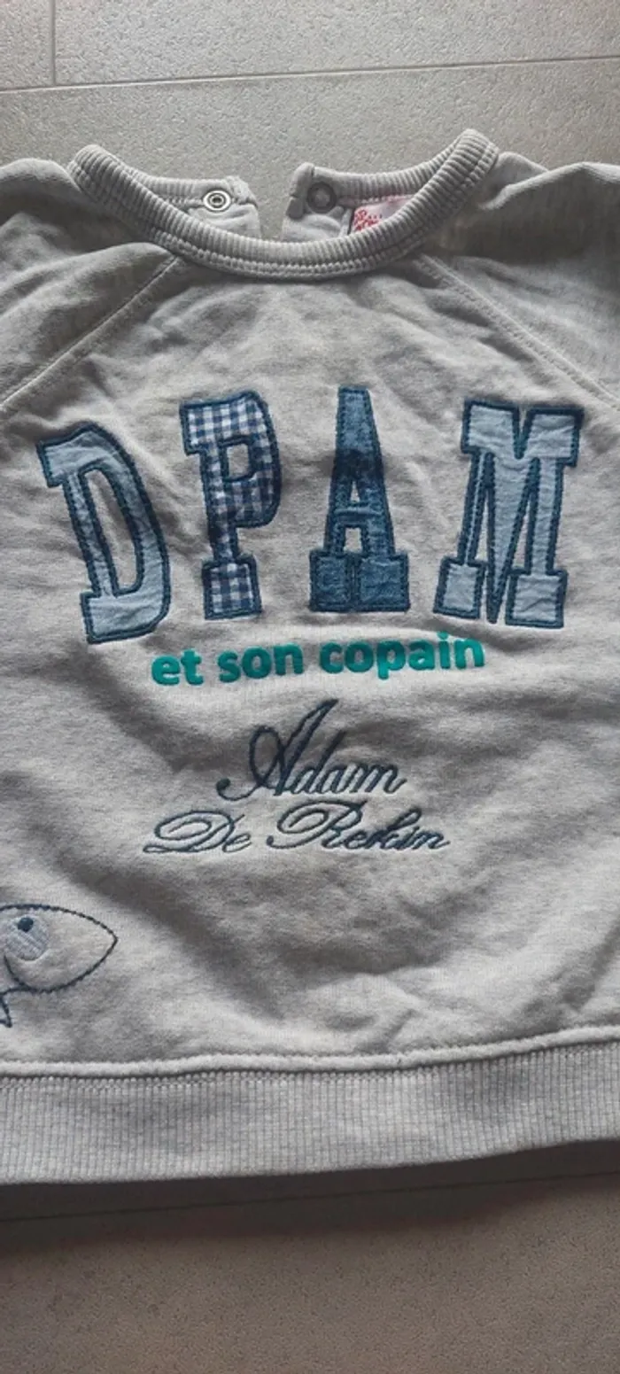 Sweat 12 mois du pareil au même - photo numéro 3