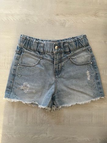 Short fille 