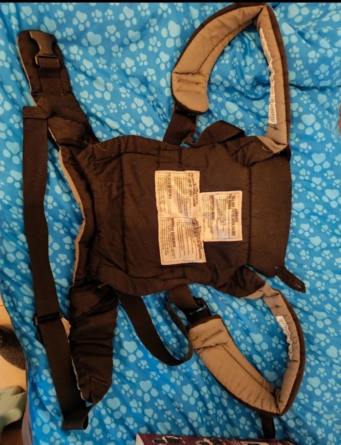 Porte bébé - photo numéro 3