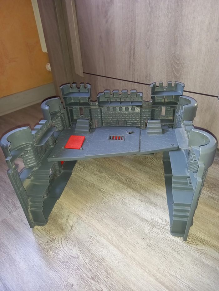 chateau forteresse en plastique redbox vintage 1997 - photo numéro 2