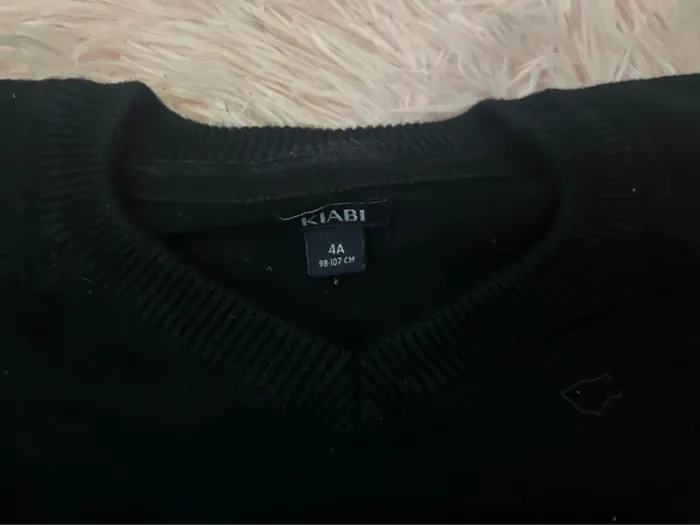 Pull noir - photo numéro 2