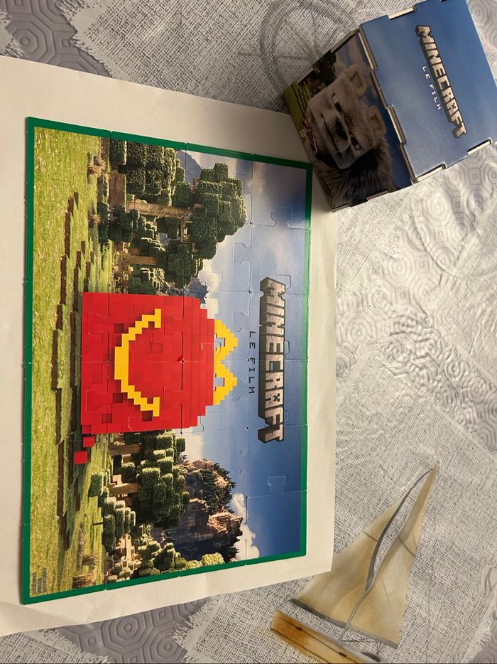 Puzzle Minecraft complet 32 pièces - photo numéro 3