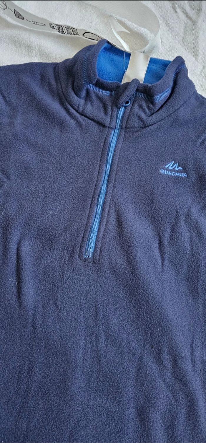 Sweat polaire Quechua enfant  Neuf avec étiquette, Bleu marine - photo numéro 2