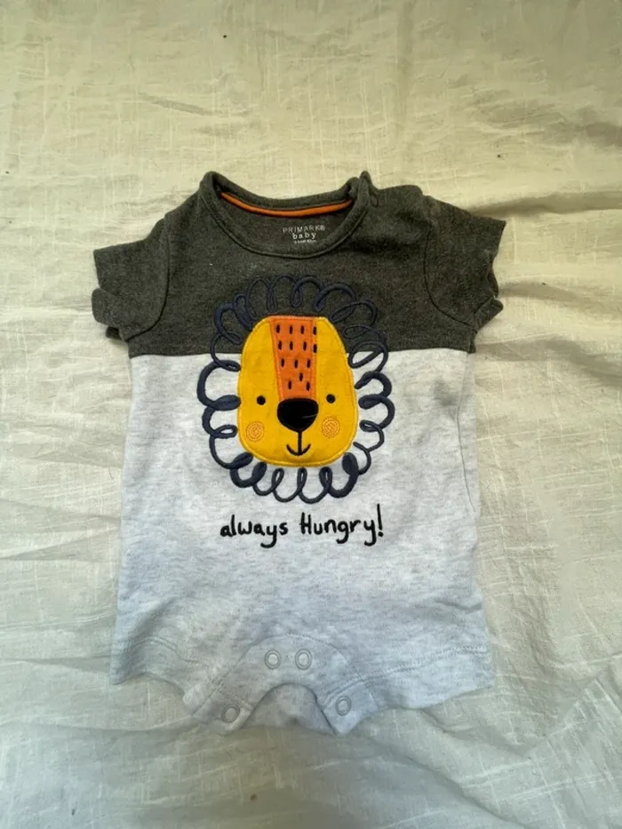 Combi short bébé Primark Baby 0-3 mois (62 cm)