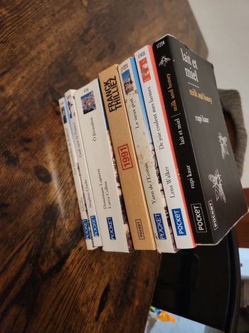 Lot de 7 livres Pocket :