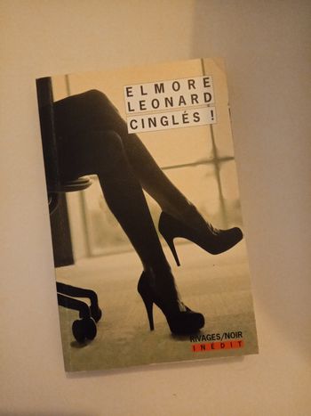 Livre (200) 📚 Cinglés !