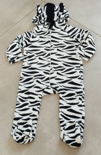 Combinaison zèbre mixte 24 mois Kiabi 