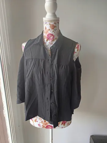 Chemise épaules dénudées