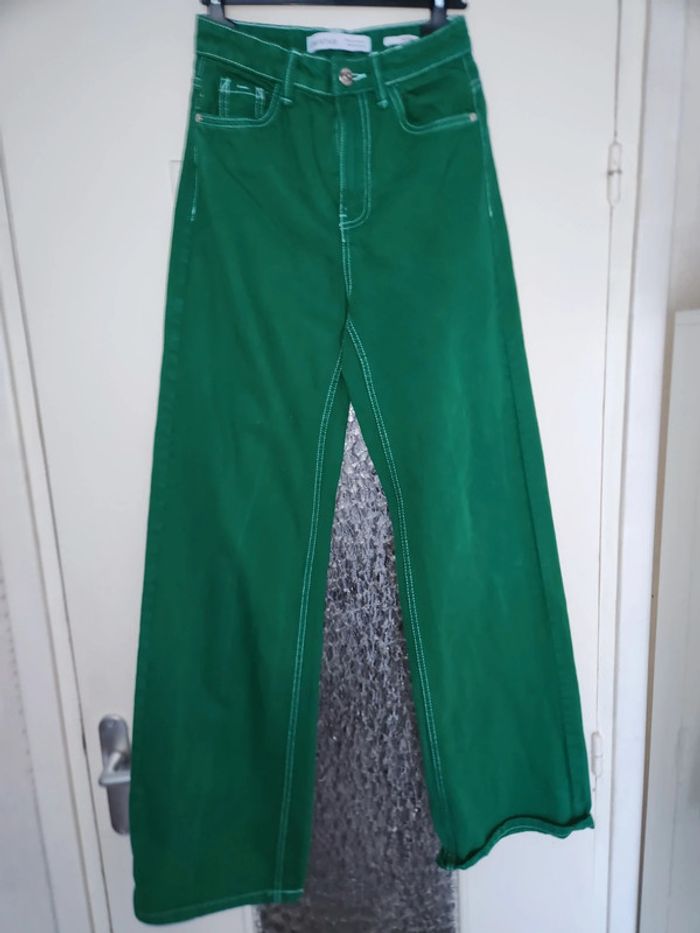 Jeans large bershka taille 32