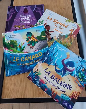 Lot de 4 livres Neuf 🌸