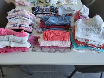 Vêtements en lot fille 6 mois