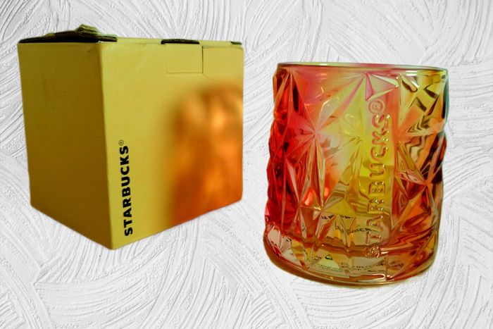 Starbucks - Verre relief 3D rose irisé doré - 300ml - Neuf