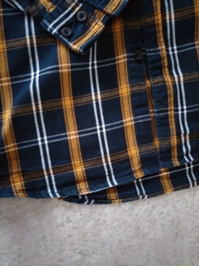 Chemise A carreaux - photo numéro 3