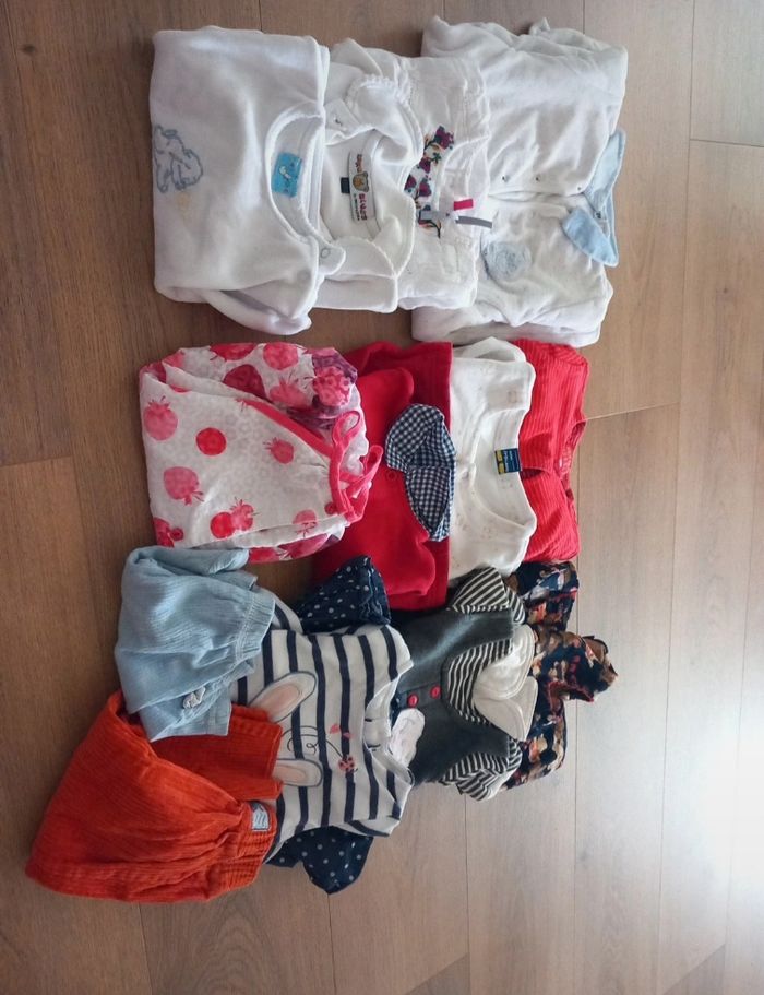 Lot vêtements fille 6 mois⁷