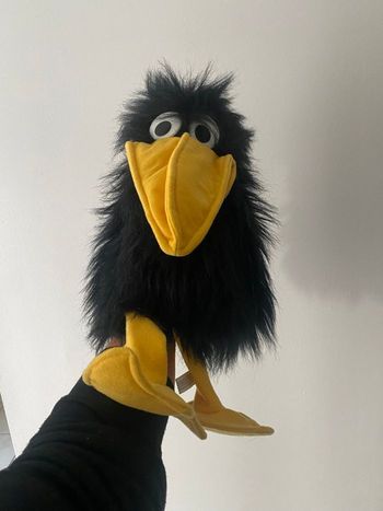 Peluche marionnette corbeau