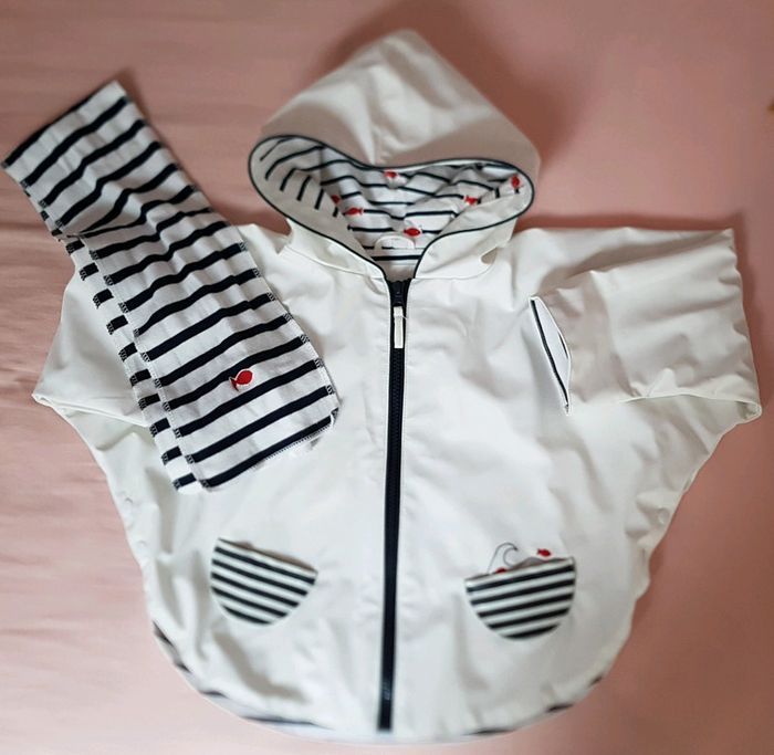 Cape Week End Ã La Mer Vetement Cape Ciré Week End à La Mer Et Son