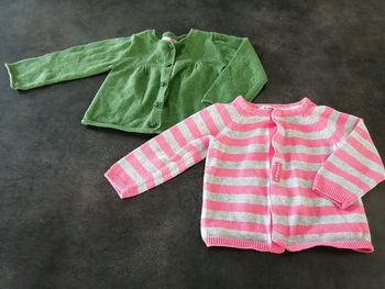 Lot 2 gilets (3 mois)