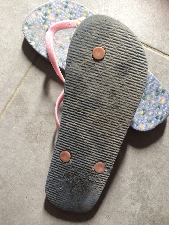 Tongs fille 37 - photo numéro 2