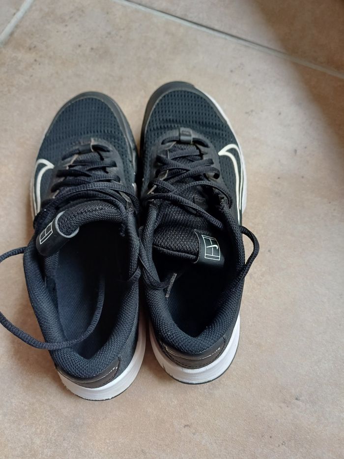 Paire de baskets5 - photo numéro 2