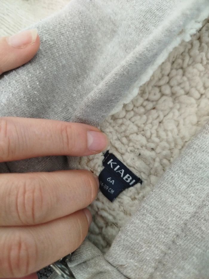 Veste a capuche kiabi 6 ans - photo numéro 4