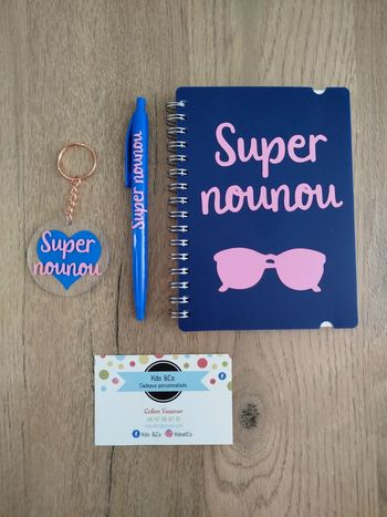 Ensemble cadeau assistante maternelle lot carnet stylo porte-clé super nounou
