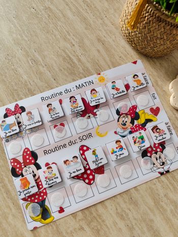 routine journée aide parents enfants Minnie 