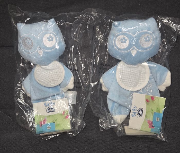 Lot de 2 doudous plat chouette bleu - bavoir à broder- DMC