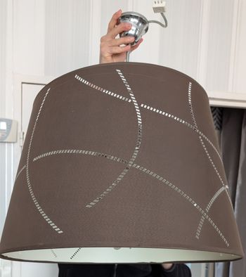 Suspension luminaire grande taille, en très bon état