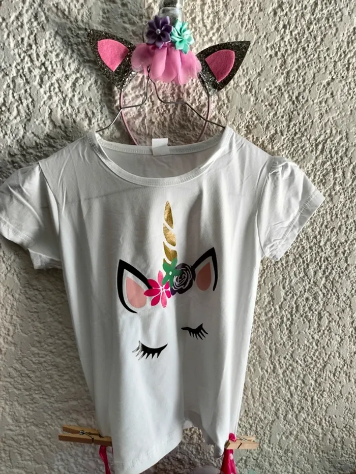 Déguisement t-shirt avec tutu licorne T 10 ans neuf. - photo numéro 9