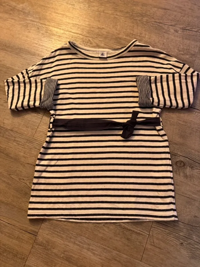 Robe petit bateau 4ans