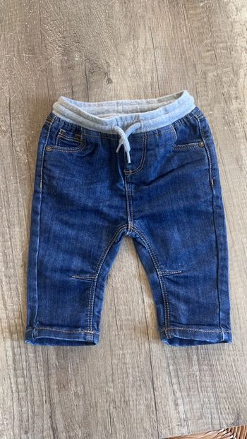 Jeans tape à l’œil taille 6 mois