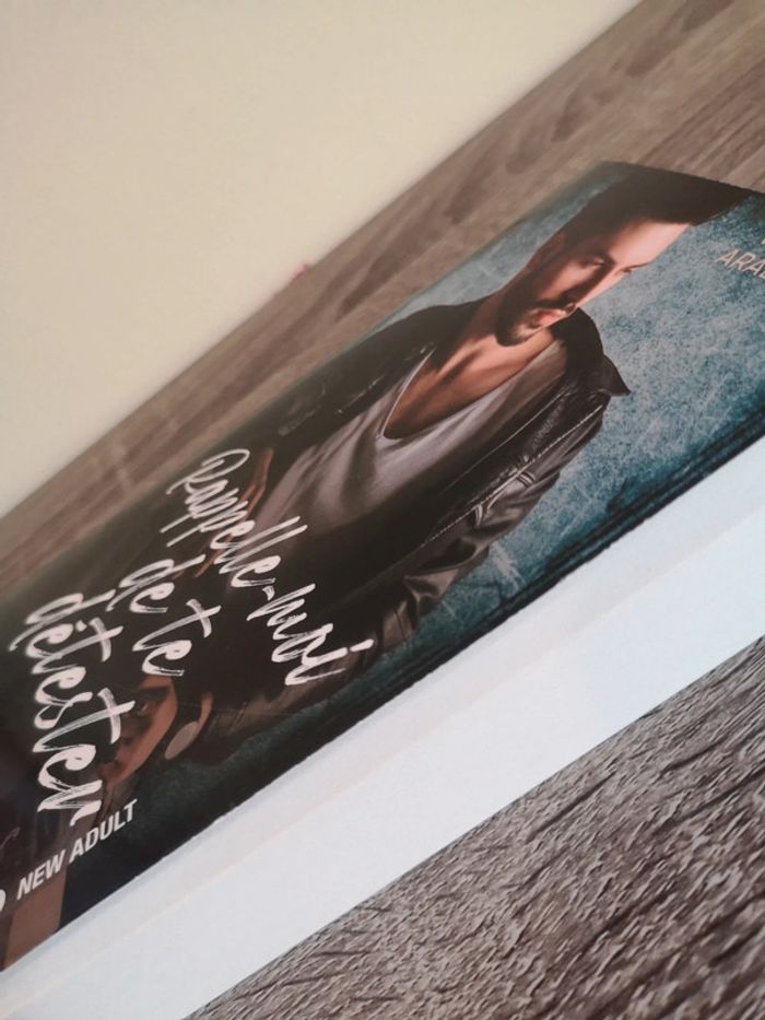 Livre broché romance Rappelle moi de te détester de Victoria Arabadzic - photo numéro 5