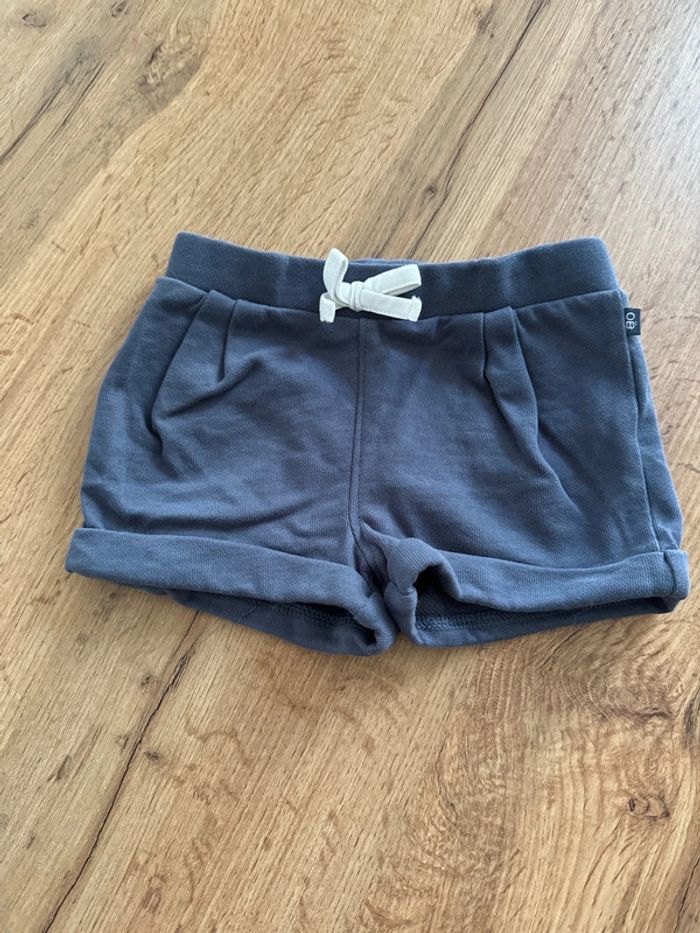 Short 6 mois