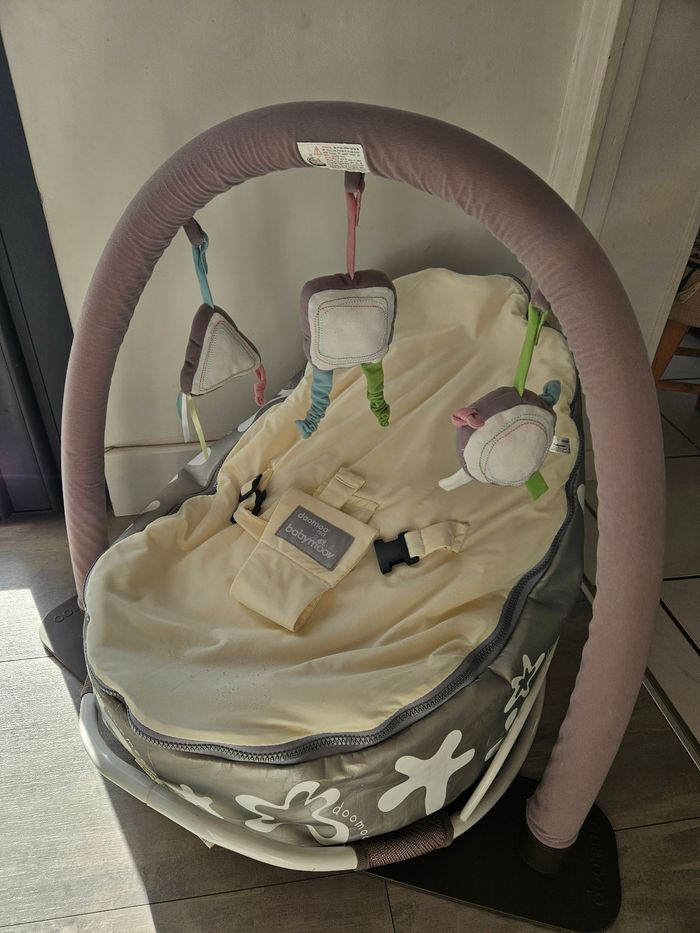 Doomoo +transat balancelle + arche babymoov - photo numéro 6