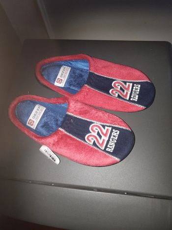 Pantoufles neuves gezer