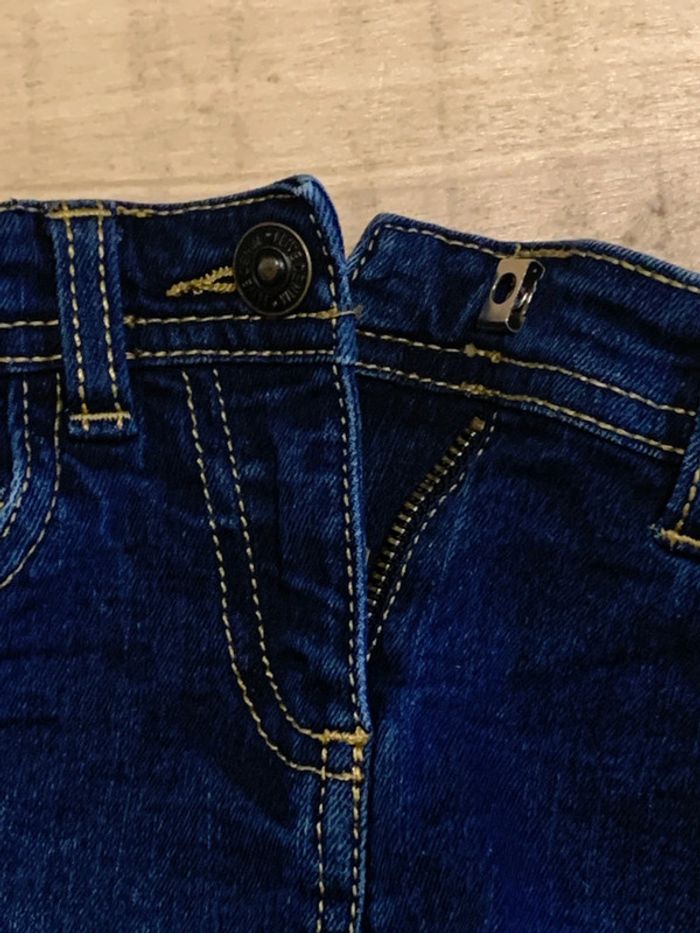 Mini jupe en jean 3 ans - photo numéro 2