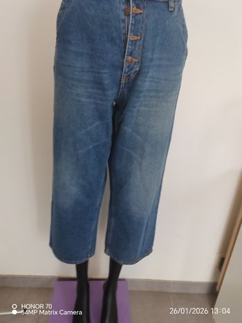 Jeans court intemporel