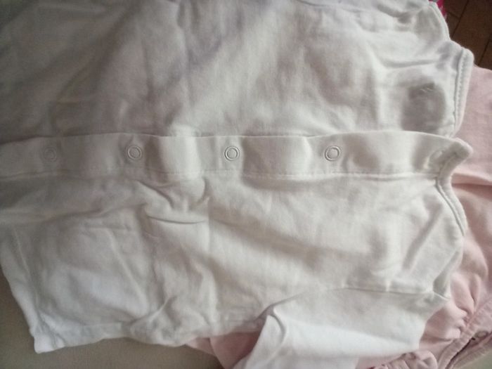 Lot 2 tee-shirts - photo numéro 5