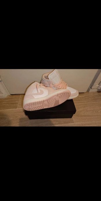 Nike Jordan 1 Mid Se Rose