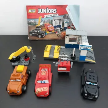 Lego 10743 Le garage de smokey