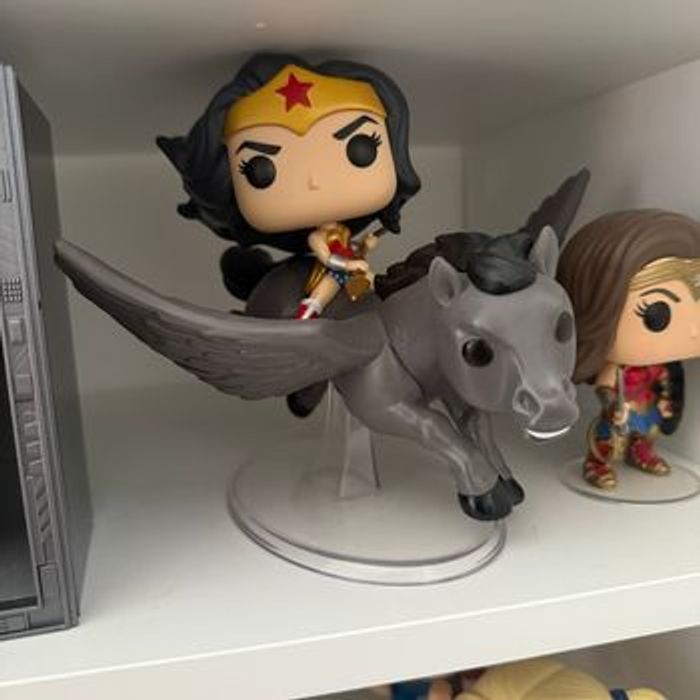 Lot de 8 figurines DC - photo numéro 2