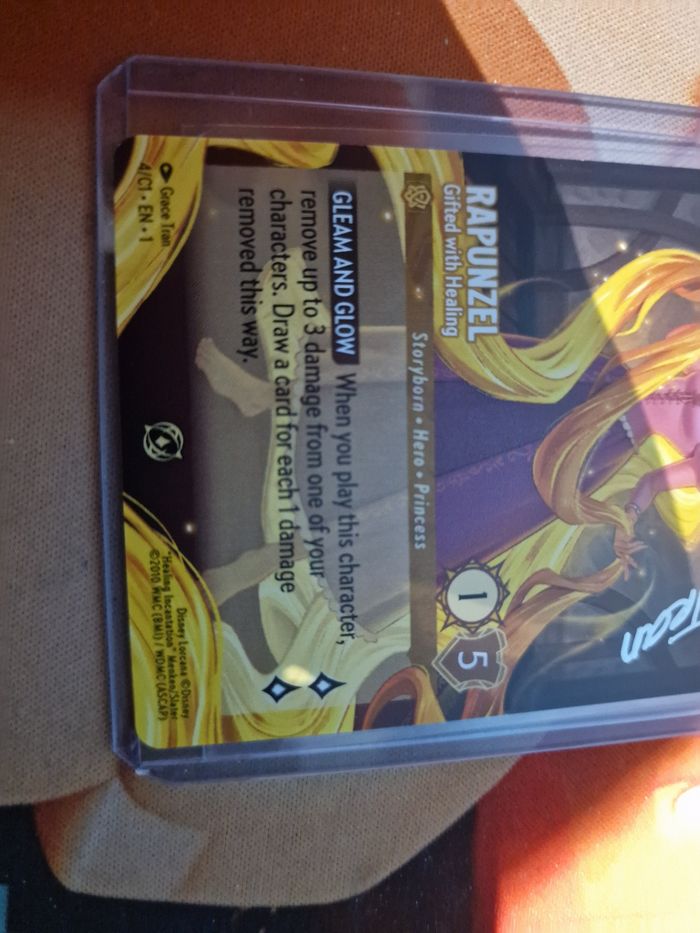 Carte Lorcana – Rapunzel (Challenge, Non-Foil) Signée par l’Illustratrice - photo numéro 3