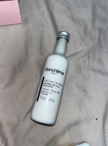 Lait pour le corps blancreme neuf