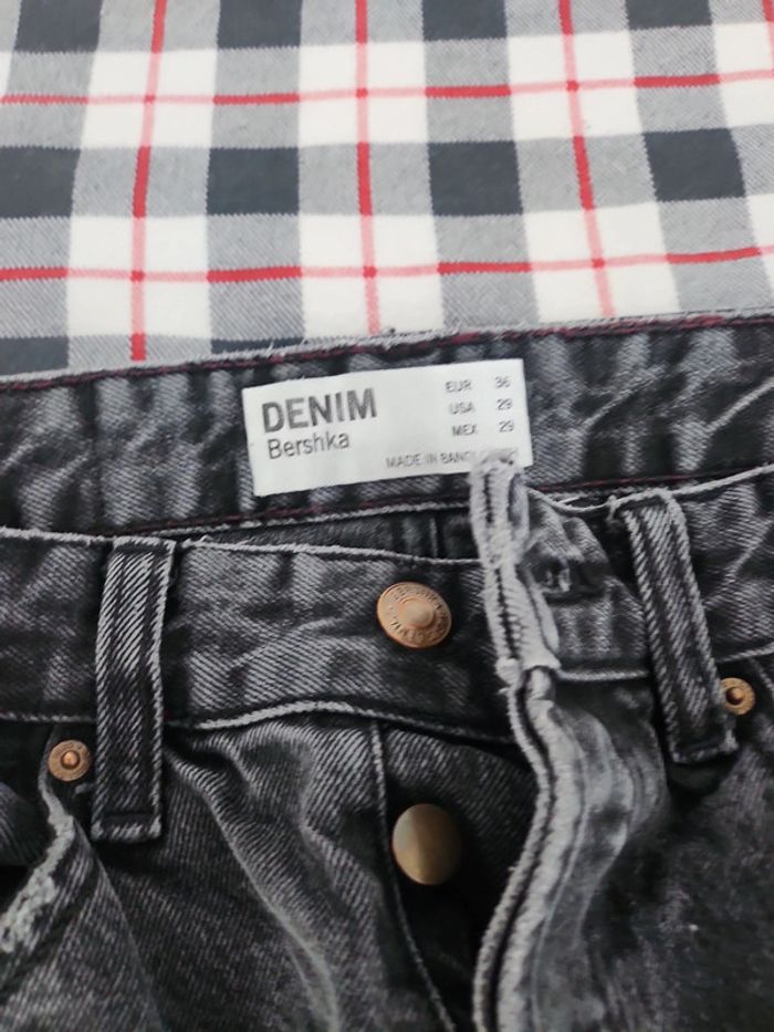 Jean bershka - photo numéro 2