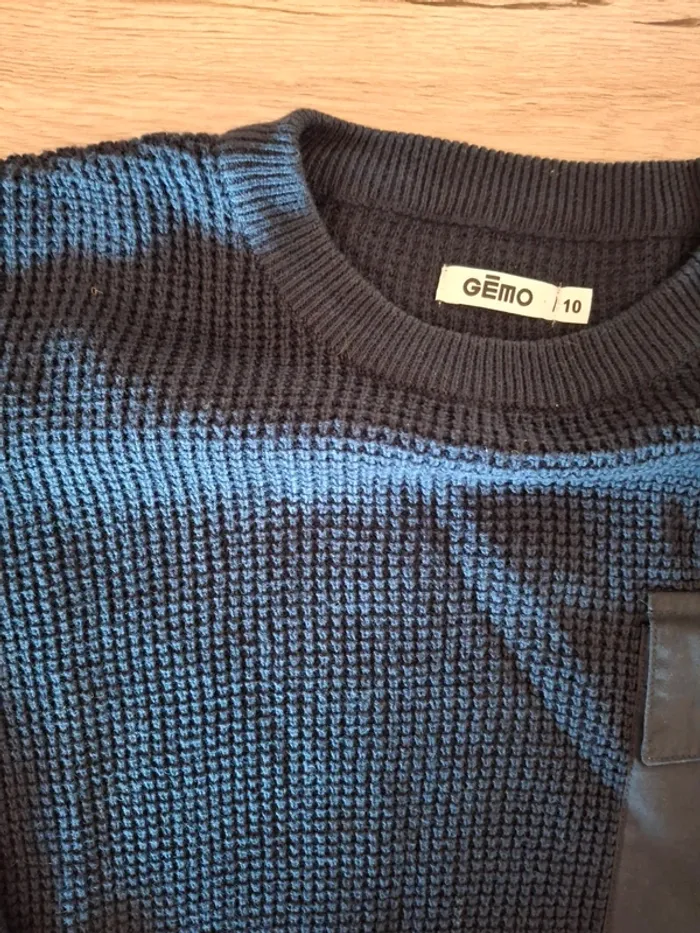 Pull marine gémo 10 ans - photo numéro 2