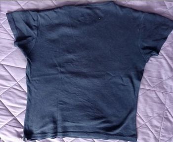 Tee shirt bleu marine